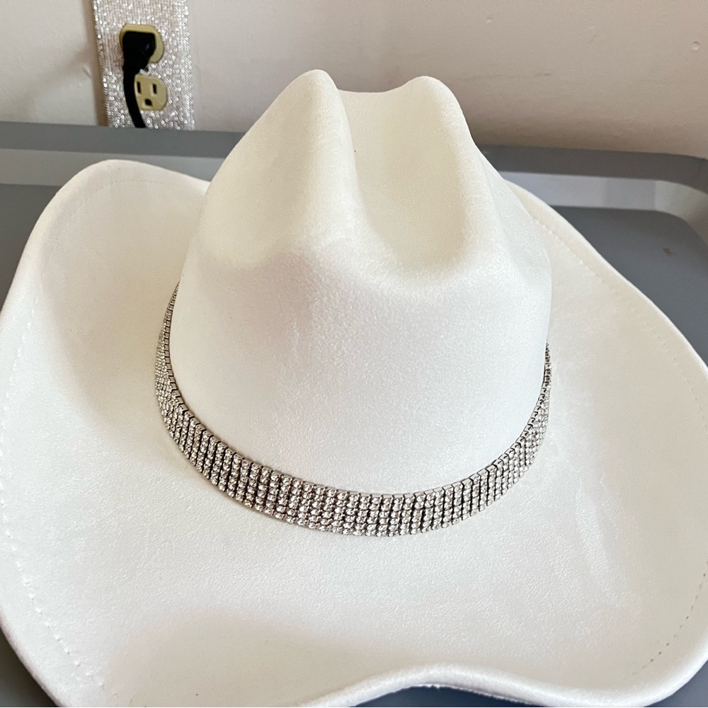 White rhinestone western hat
